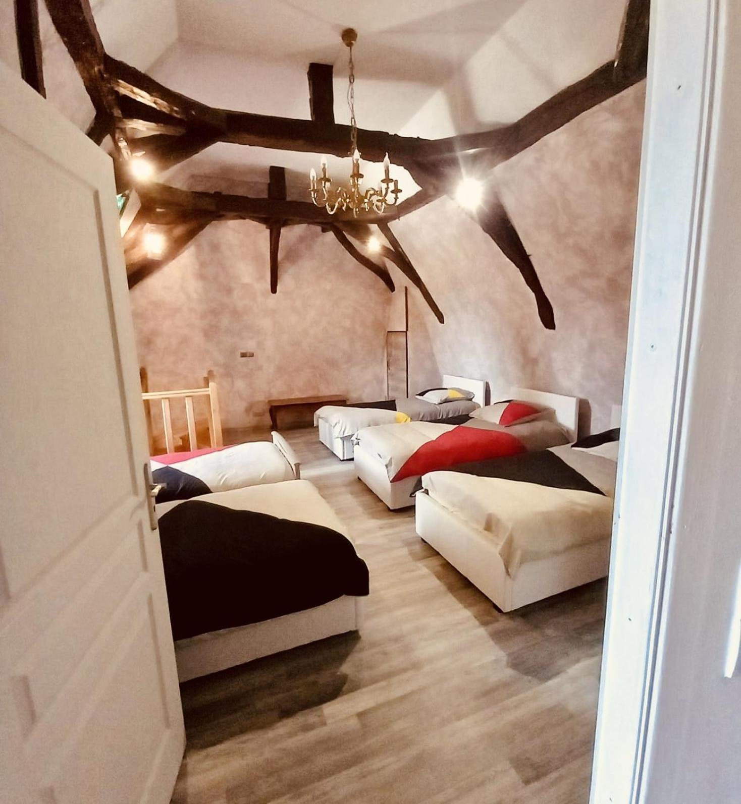 Le Domaine De Camberoux Gite Bressac Room photo