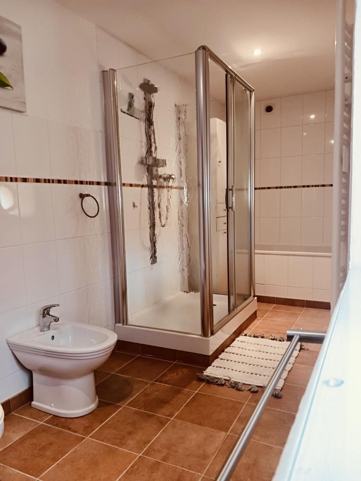 Le Domaine De Camberoux Gite Bressac Room photo